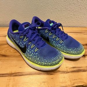 Nike odyssey react with shield technology - 6.5